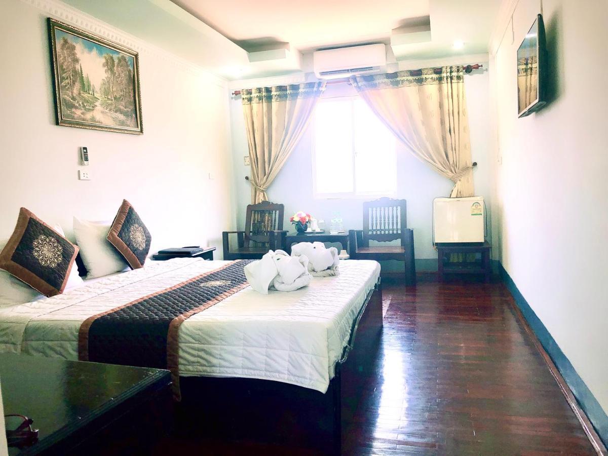 Mekong Hotel Тхакхек Екстер'єр фото