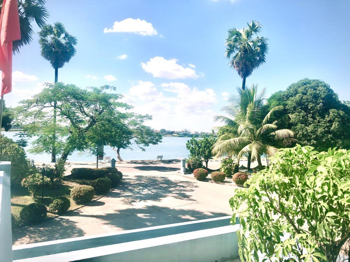 Mekong Hotel Тхакхек Екстер'єр фото